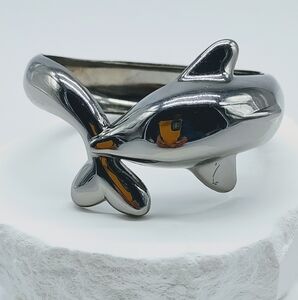 Vintage Silver Tone Dolphin Clamper Bracelet